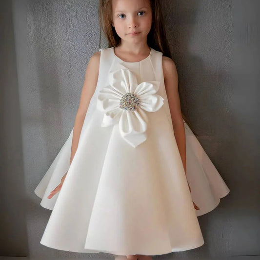 Elegant White Girl Dress Handmade Flowers Princess Baby Kids J386