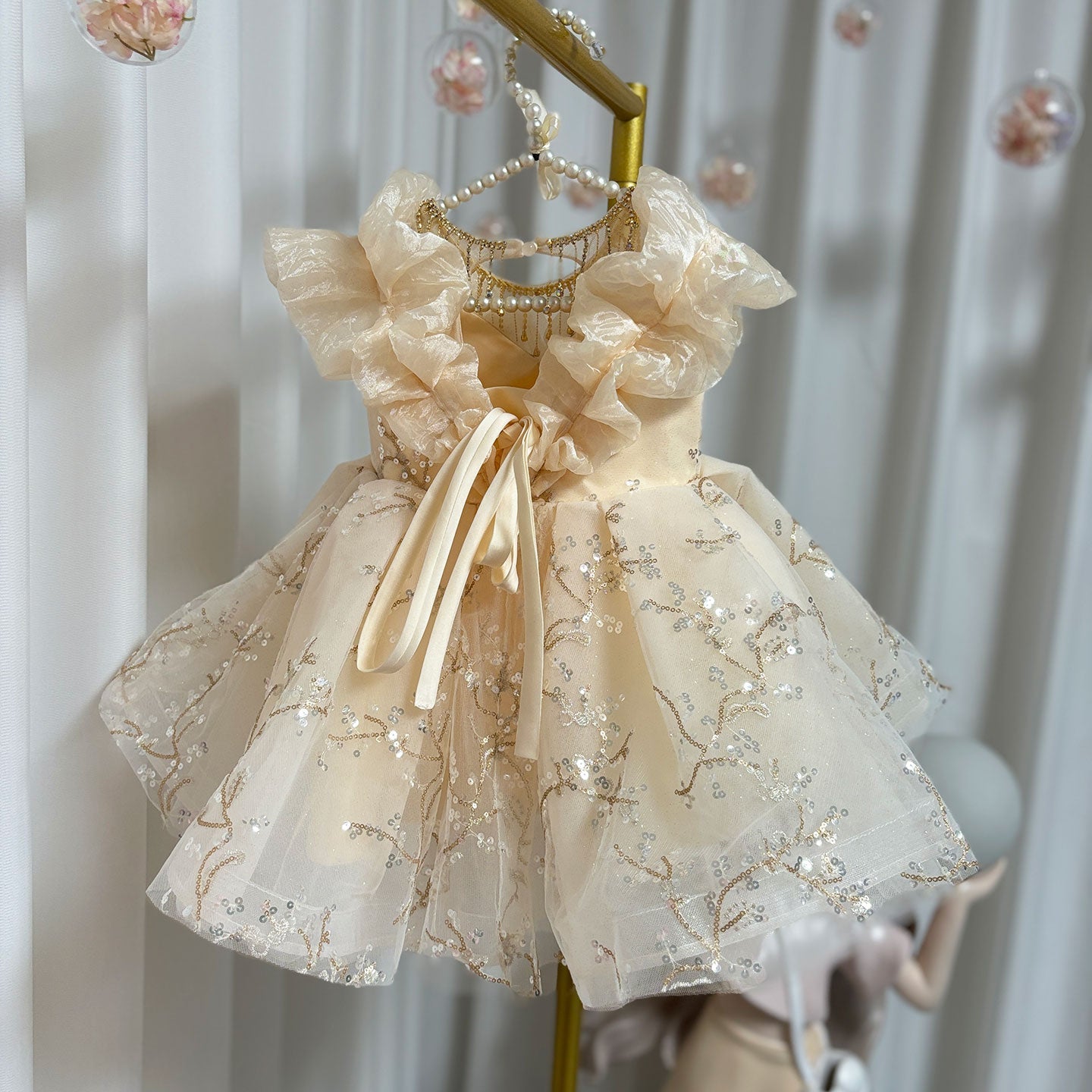 Luxury Arab Beige Girl Dress Dubai Kids Princess J202