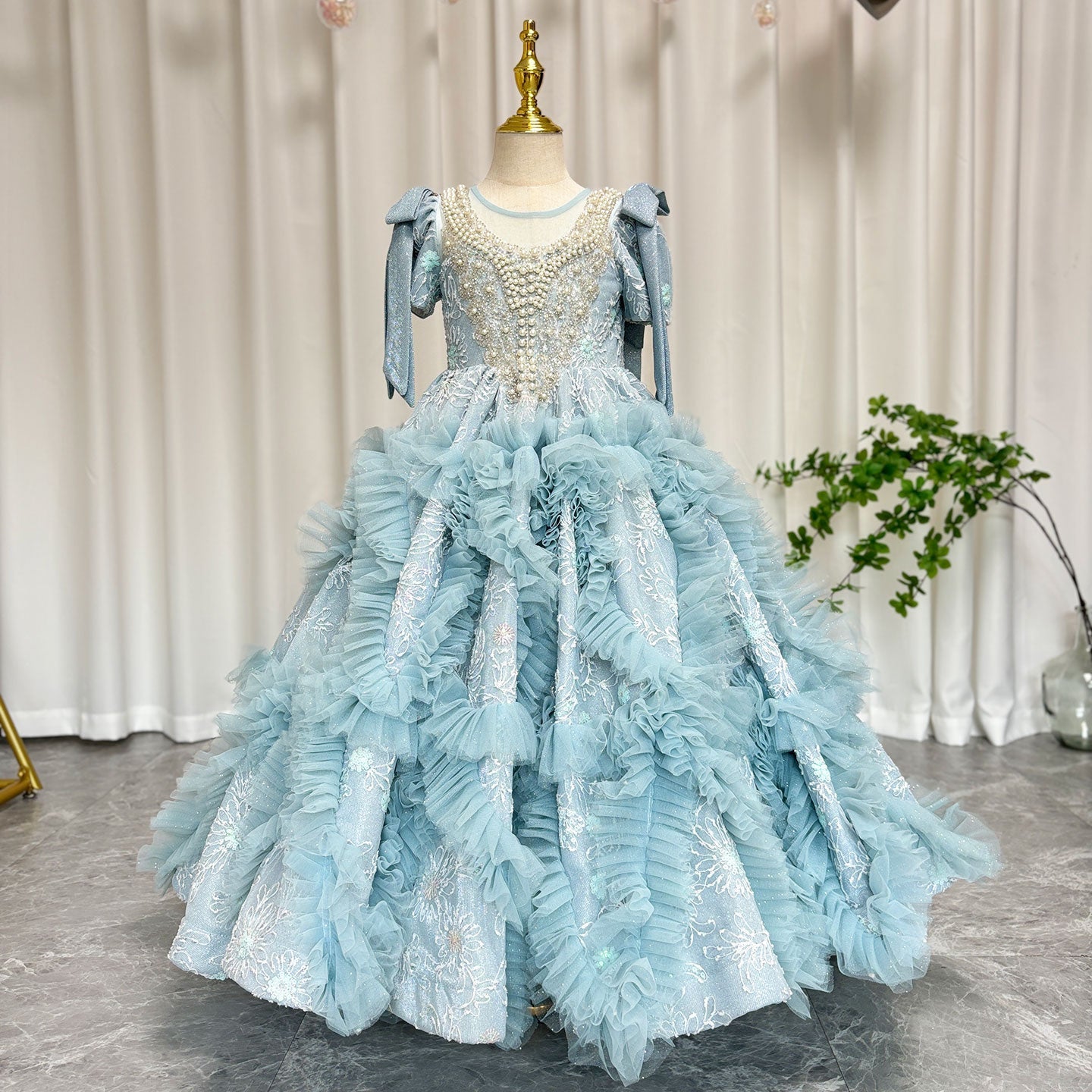 Luxury Arabic Flower Girl Dress Dubai Blue Princess Gown J020