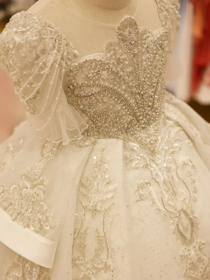 Luxury Arabic White Girl Quinceanera Dresses Beaded J095