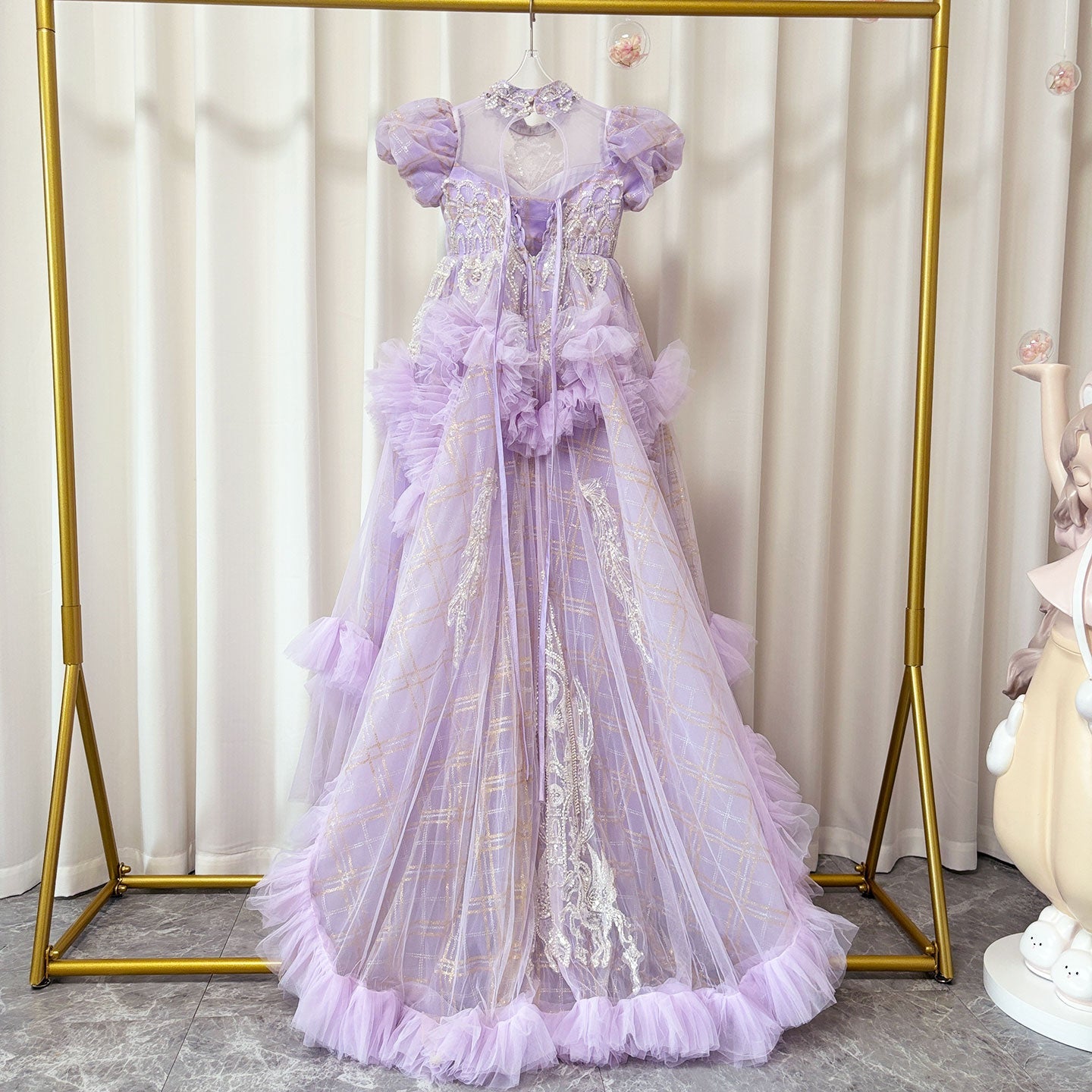 Luxury Beaded Lilac Girl Dress Arabic Ball Gown J184