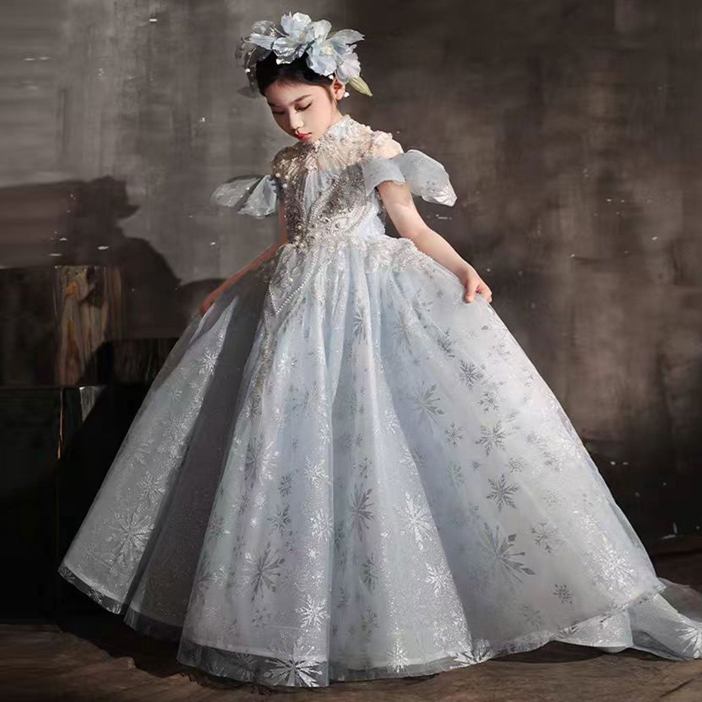 Luxury Blue Beaded Birthday Girl Dress Puffy Sleeve J319