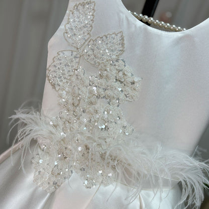 Luxury Dubai White Girl Dress 3D Flowers Beading Ball Gown J322