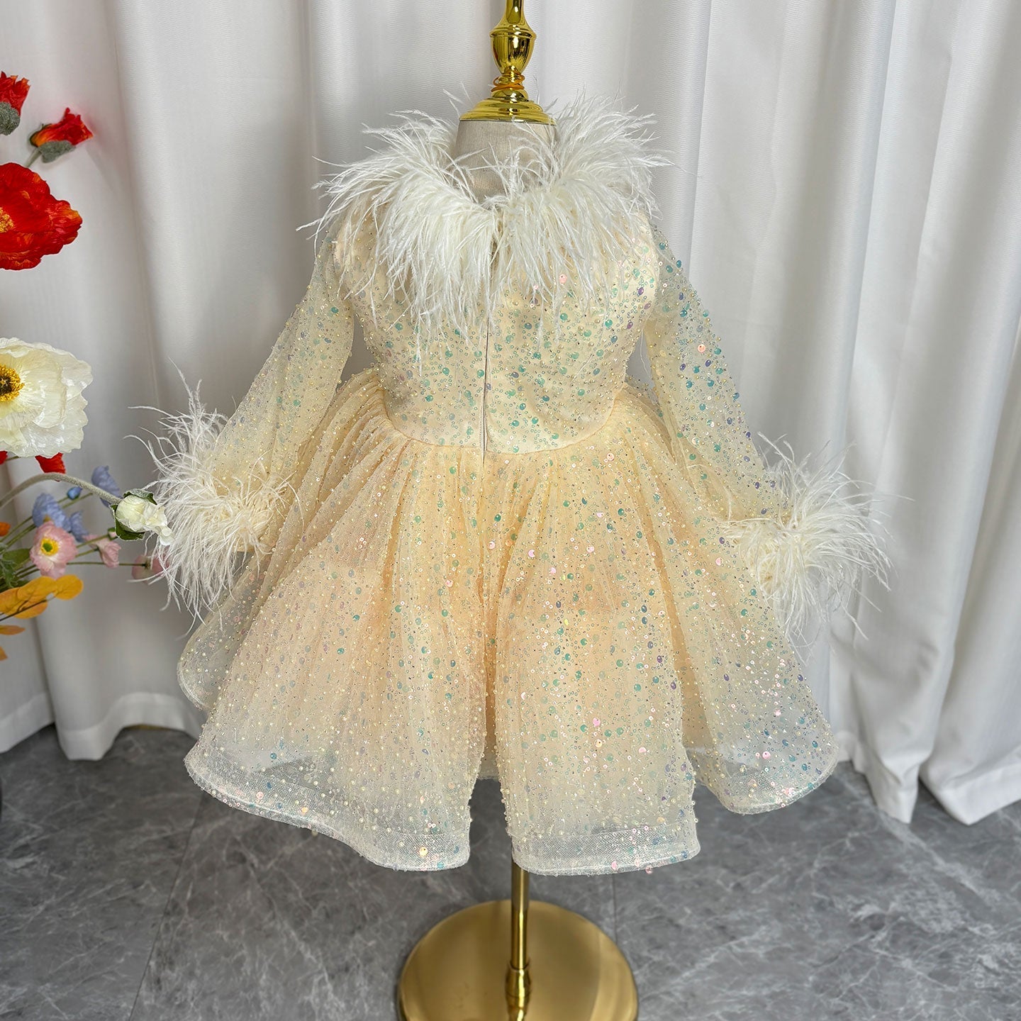 Luxury Gold Girl Dress Feathers Sequined Dubai Kids Wedding J320