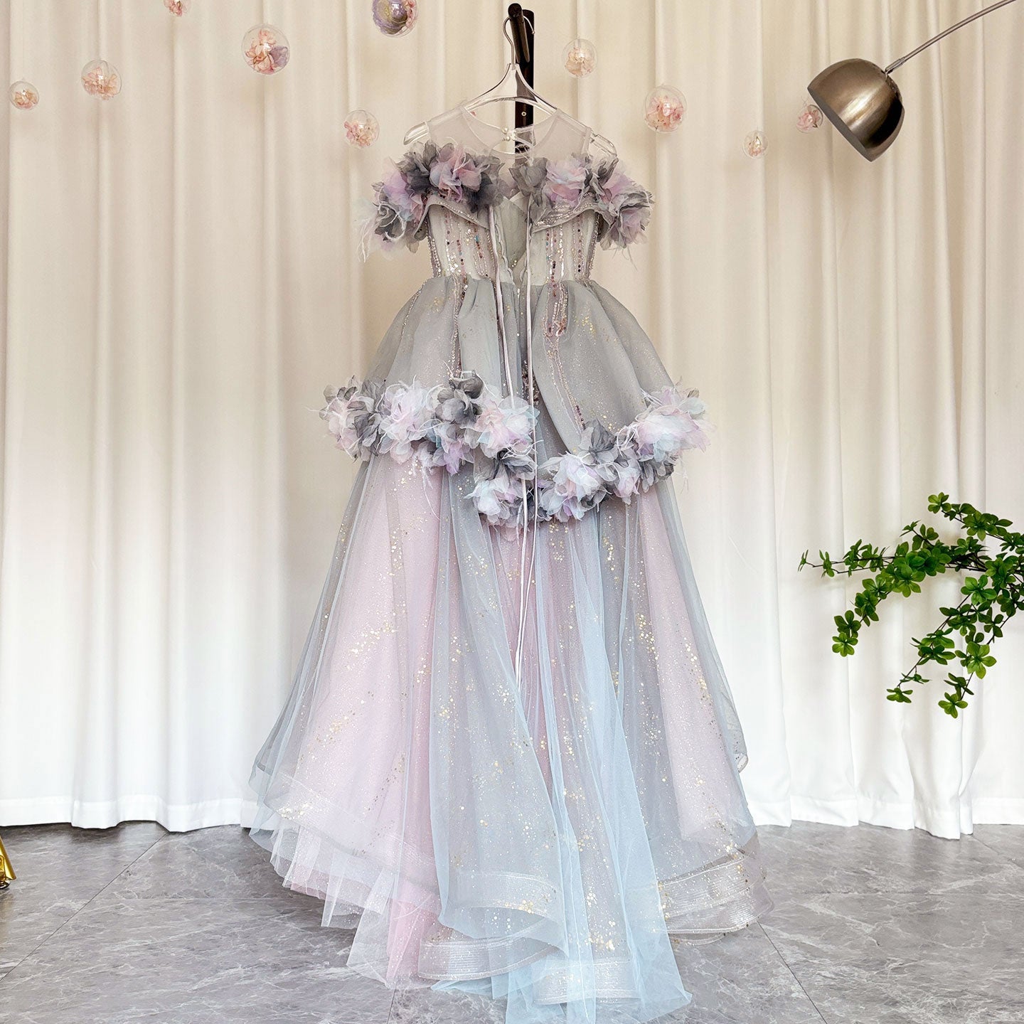 Luxury Lilac Flower Girl Dress Arabic Princess Kids Floor Length J083