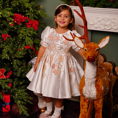 Luxury Off White Flower Girl Dresses Dubai Beading Sequined Princess J085