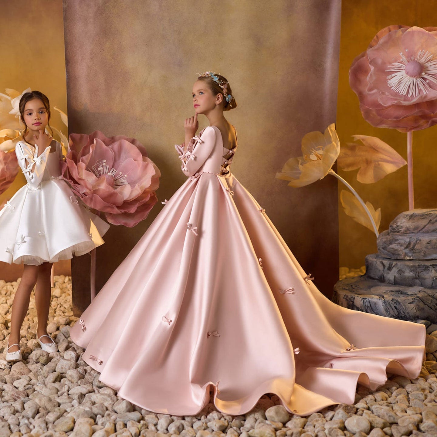 Luxury Pink Satin Girl Dresses Square Collar Long Sleeve J137