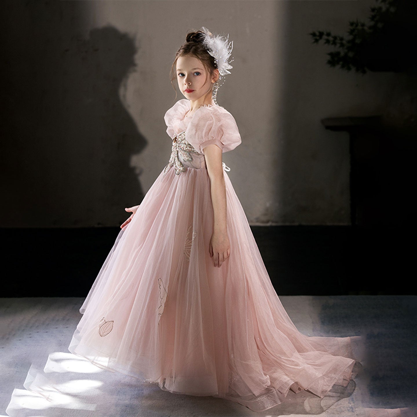 Luxury Princess Dusty Pink Girl Dress Dubai Tulle Pearls Beading J022