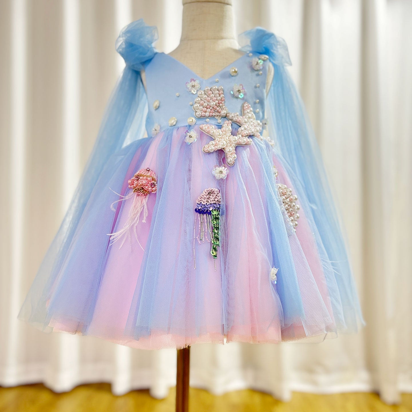 Luxury Sky Blue Baby Flower Girl Dresses Beaded Arab Pearls J072