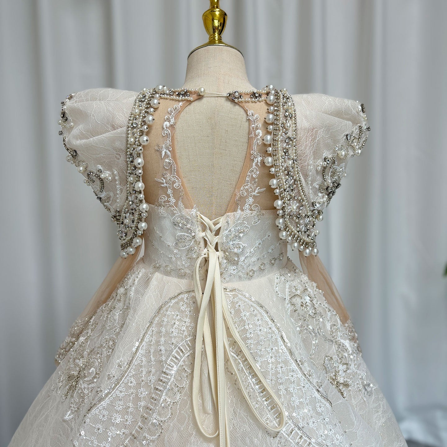 Luxury White Girl Dress Beaded Pearls Dubai Kids Princess Birthday J112