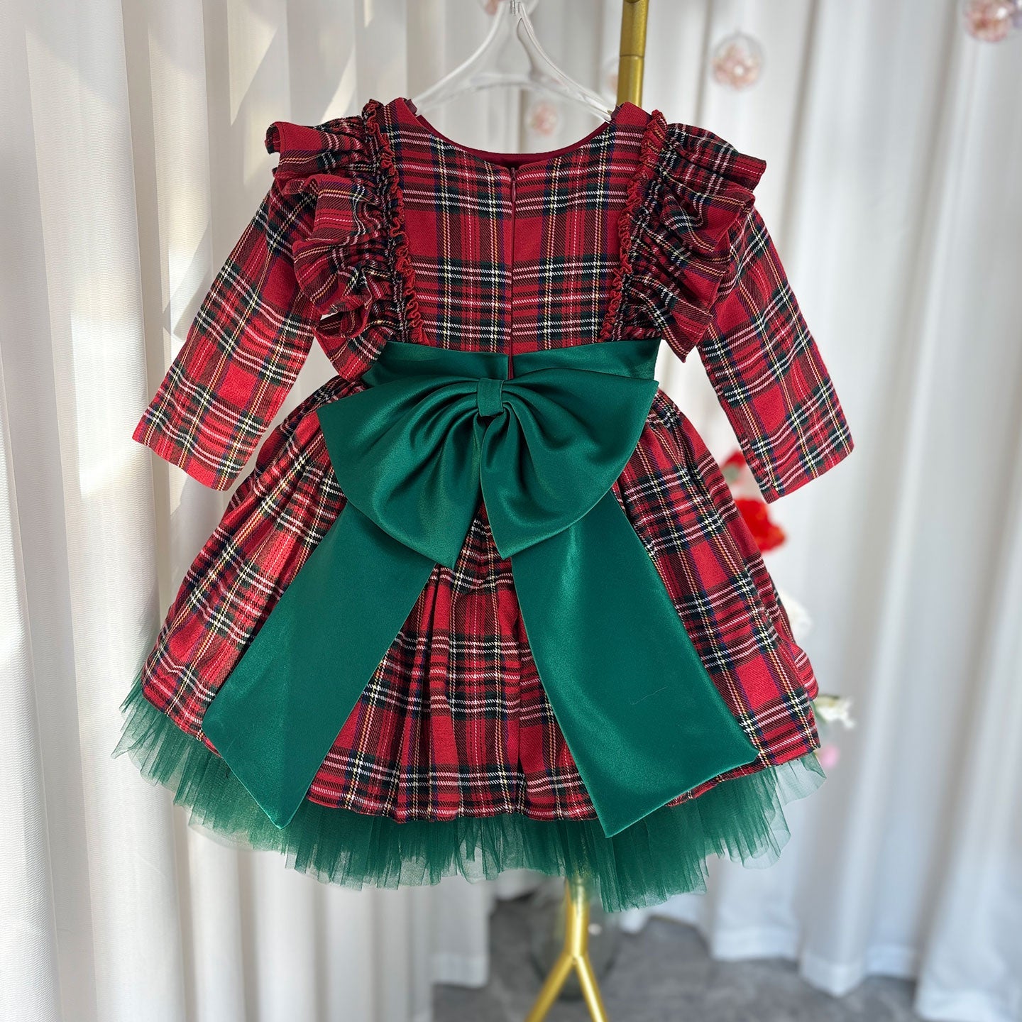 Red Long Sleeve Christmas Girl Dress Birthday Ball Gown J278