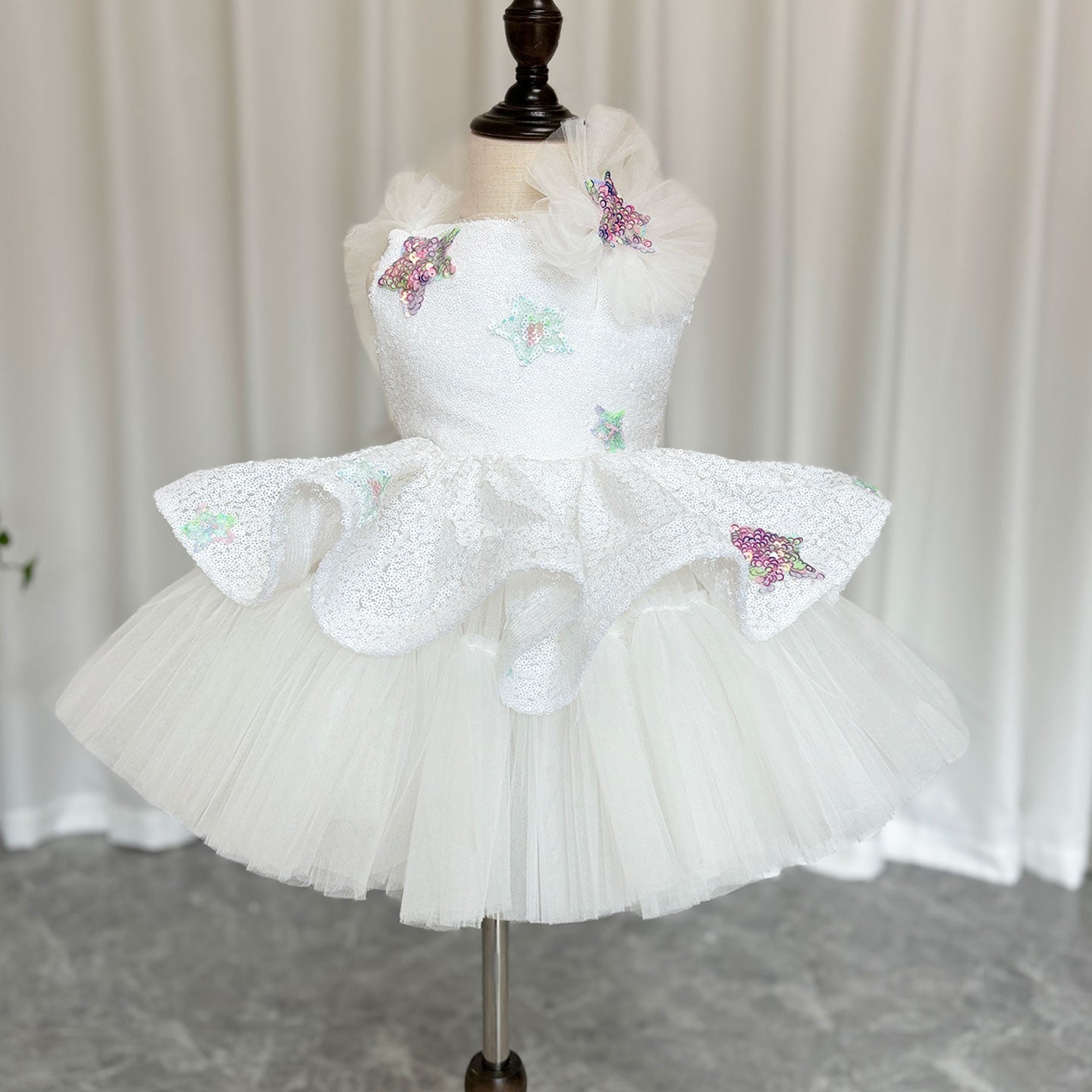 Sequins White Flower Girl Dress Knee Length Arabic Princess Gown J281