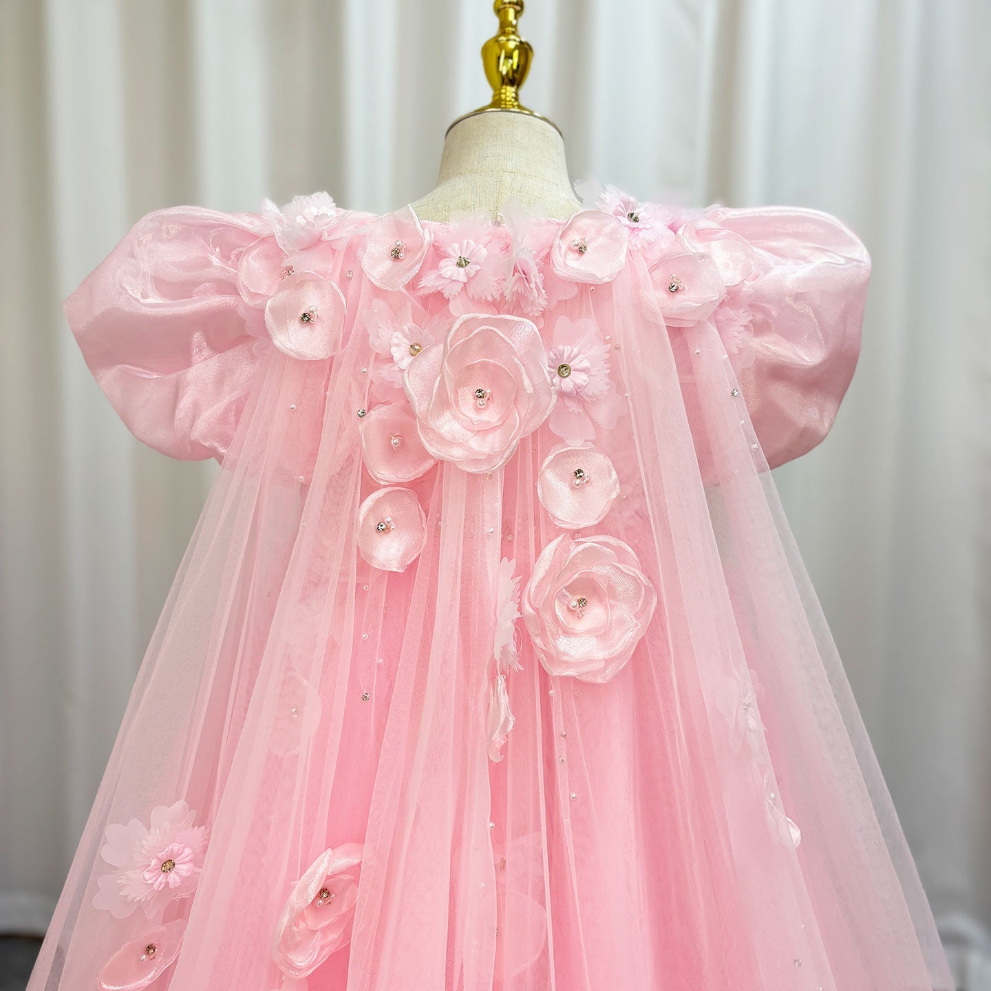 Sky Blue Arabic Flower Girl Dresses Crystal with Cape 3D Flowers J098