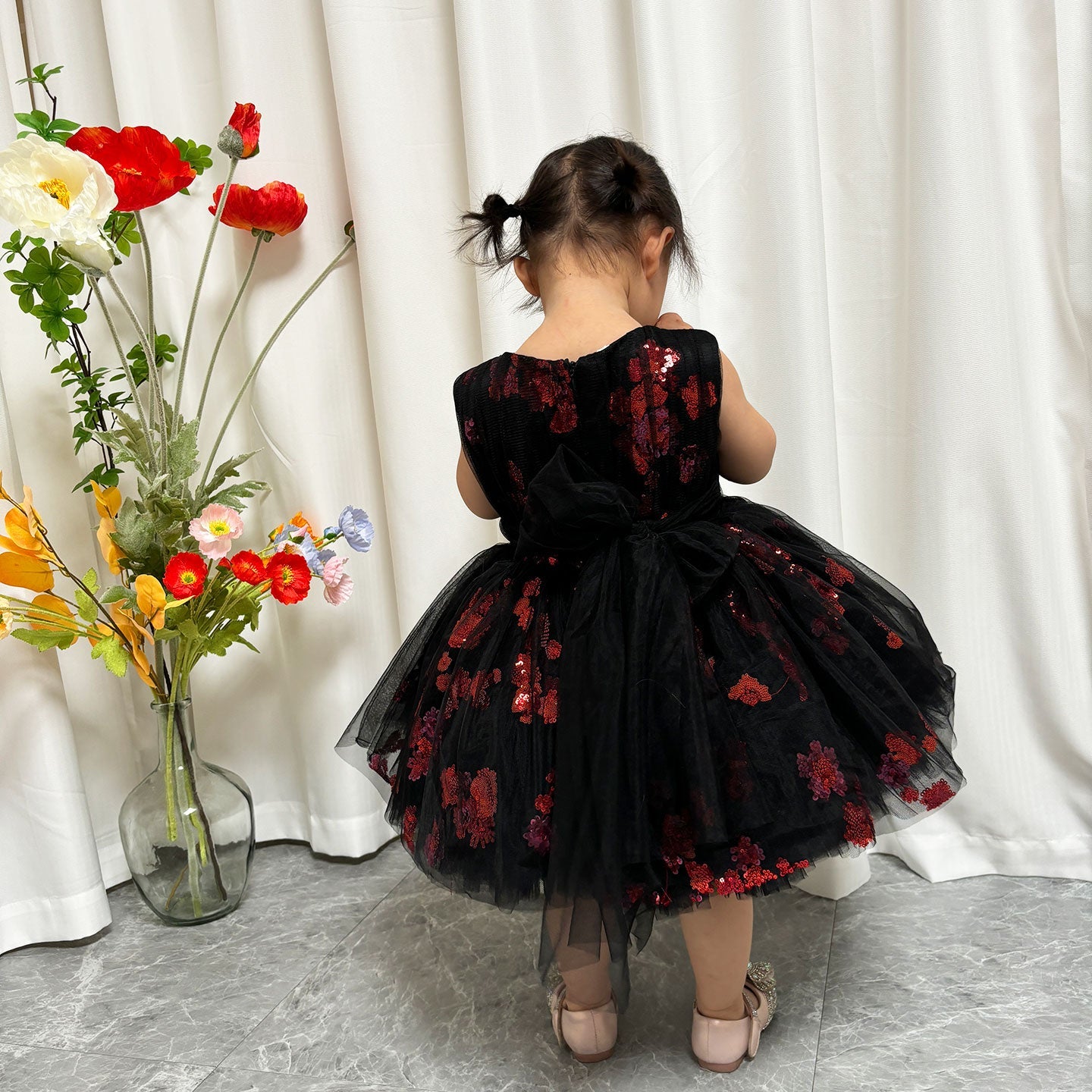 Super Cute Black Baby Lace Knee Length Girl Dress J252