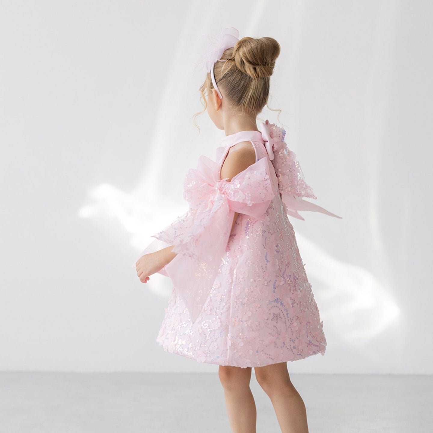 White Sparkly Girl Bridesmaides Dresses Birthday Party Gown J235