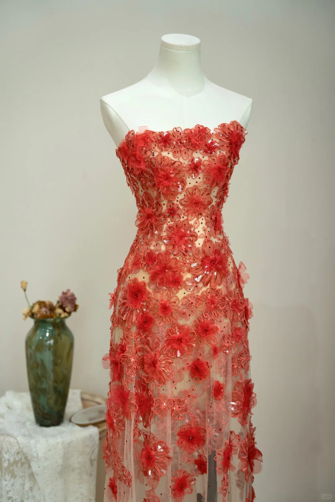 Fairytale Strapless Sheath Tulle Evening Gown Red Lace Applique Long Prom Dresses Bridesmaid Dresses ED03864