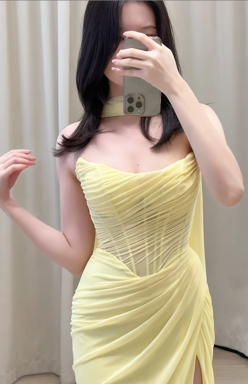Chic Strapless Sheath Yellow Long Prom Dresses Sleeveless Chiffon Yellow Bridesmaid Dresses ED05051