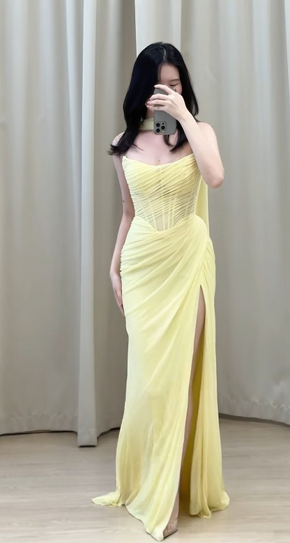 Chic Strapless Sheath Yellow Long Prom Dresses Sleeveless Chiffon Yellow Bridesmaid Dresses ED05051