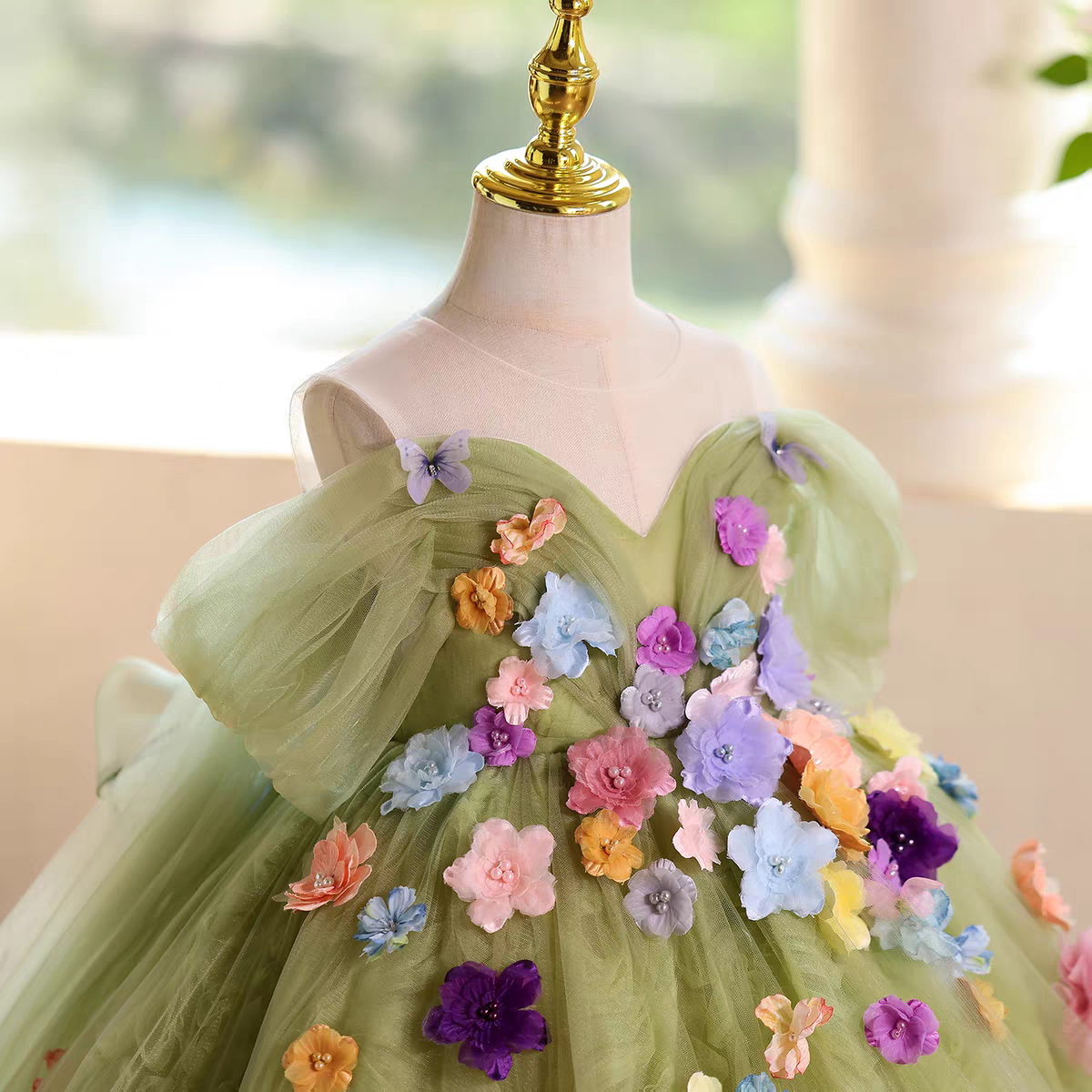 Green Flower Girl Dress with Floral Appliqués Floor Length D103