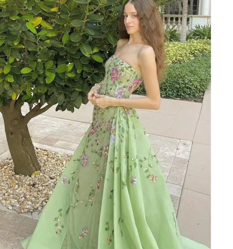 Pretty Sheath Strapless Green Floor Length Evening Dress Organza Prom Dresses With Embroidered P2388