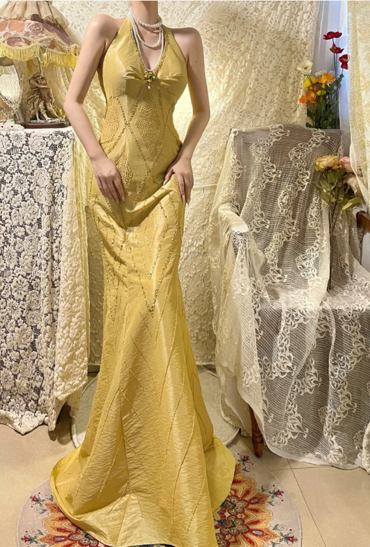 Elegant Sleeveless Halter Neck Satin Hand-Beaded Mermaid Prom Dress P3770