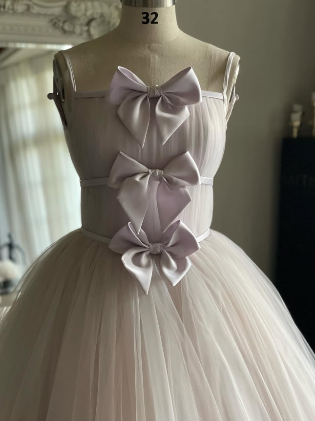 Stunning A Line Spaghetti Strap Bow Light Purple Tulle Long Party Dress Evening Dress SH2889