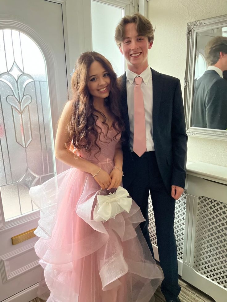 Elegant Pink A-line Spaghetti Strap Backless Layered Tulle Long Ball Gown Bridesmaid Dress TP2401