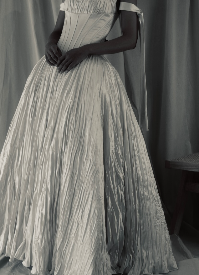 Elegant Ball Gown Strapless Corset Pleated Satin Prom Dress Wedding Dress SH4659