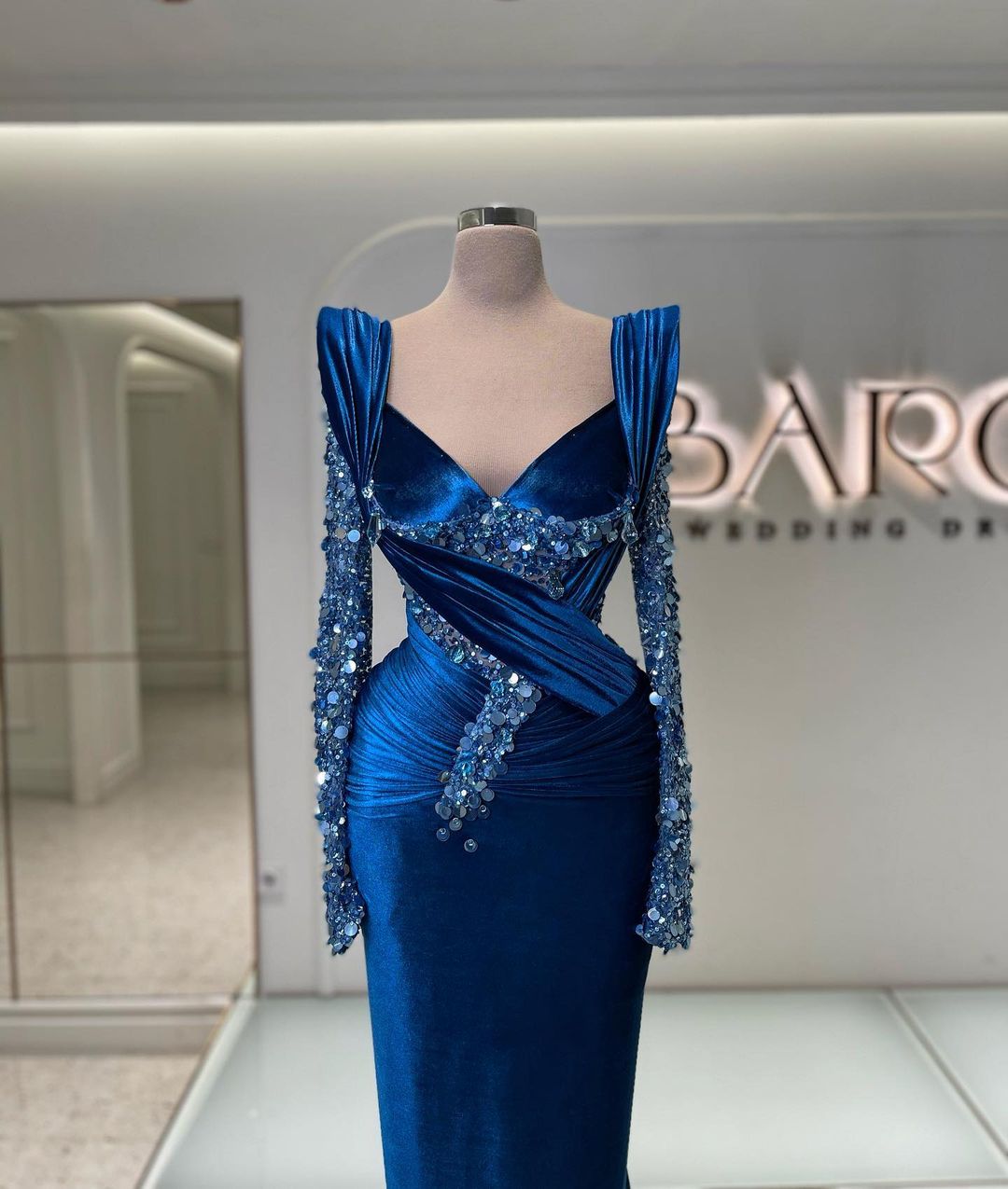 Royal Blue Prom Dress Long Sleeves Mermaid Charmeuse Beadings YL0273