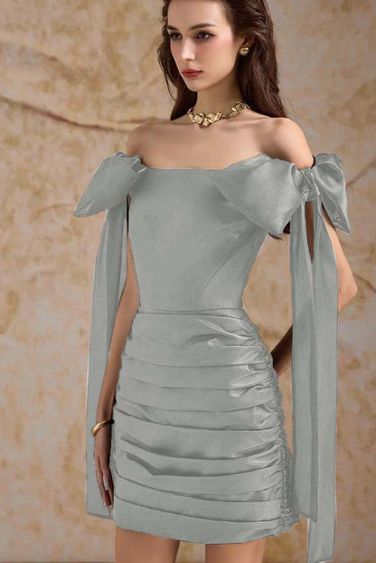 Off the Shoulder Sleeveless Short Homecoming Dress With Bowknot Pleated HC0188