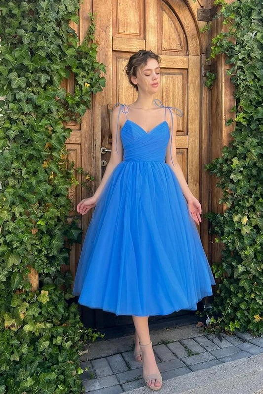 Hellodresses Chic Blue Tulle Spaghetti Strap Sleeveless V Neck A Line Homecoming Dress