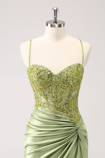 Chic Spaghetti Strap Sweetheart Short Homecoming Dress With Appliques HC0142