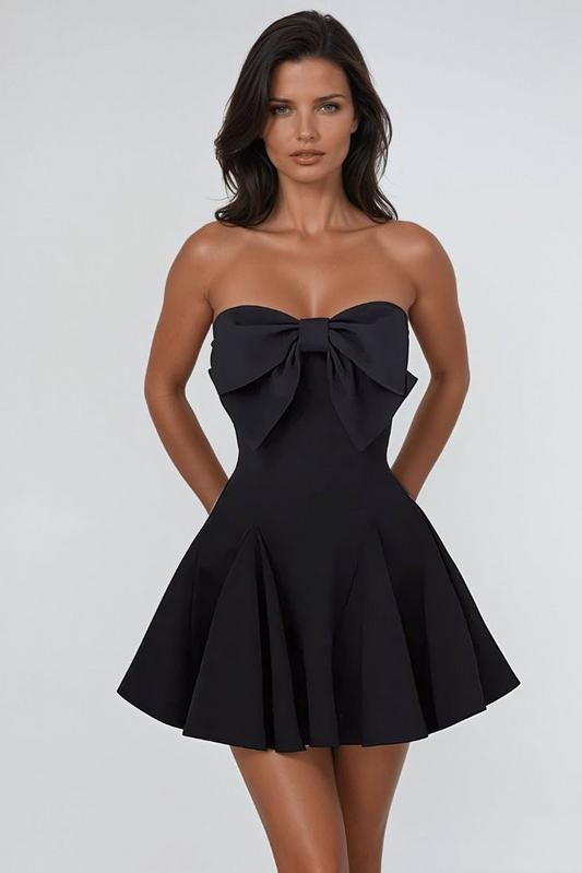 Black Strapless Sleeveless Short Homecoming Dress With Pleated HC0181