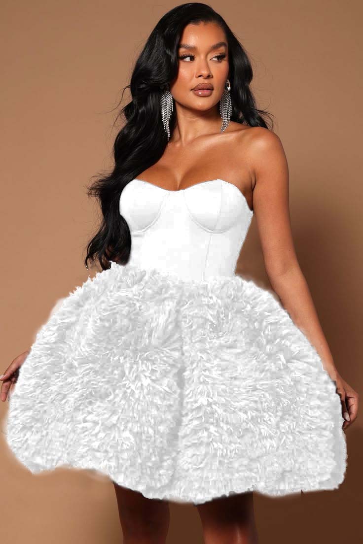 Black Strapless Sleeveless Short Homecoming Dress With Tulle HC0180