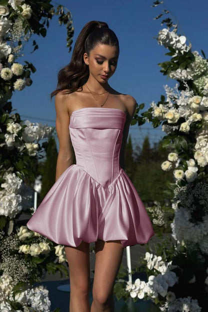 White Strapless Sleeveless Short Homecoming Dress With Pleated HC0164