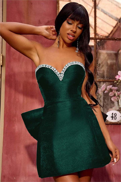 Hellodresses Black Strapless Sweetheart Sleeveless Short Homecoming Dress With Bowknot