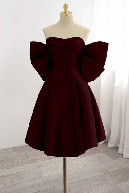 Strapless Sleeveless Short Homecoming Dress With Bowknot Pleated HC0177