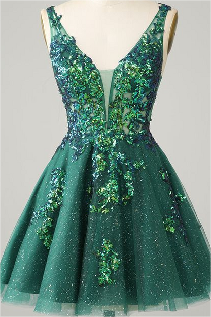 Dark Green Tulle V Neck Sleeveless A-Line Homecoming Dress With Appliques HC0021