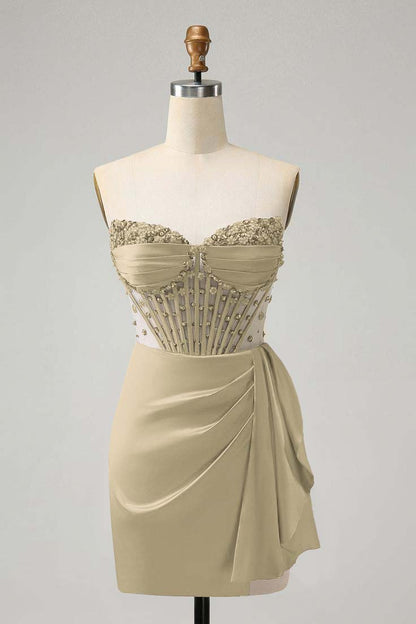 Strapless Sleeveless Pleated Short Homecoming Dress With Beading HC0131