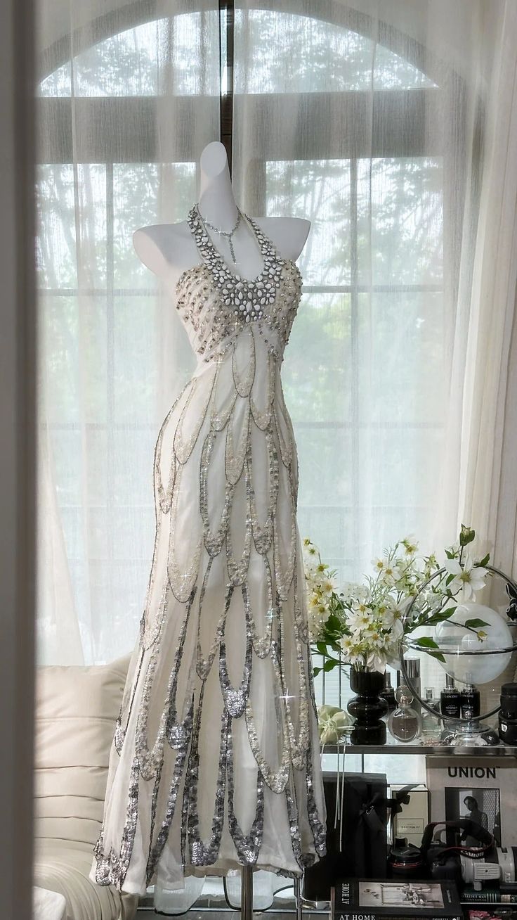 White Beaded Sparkling Ball Gown Long Chiffon Ball Gown Evening Gown Birthday Gown Wedding Gown SH3437