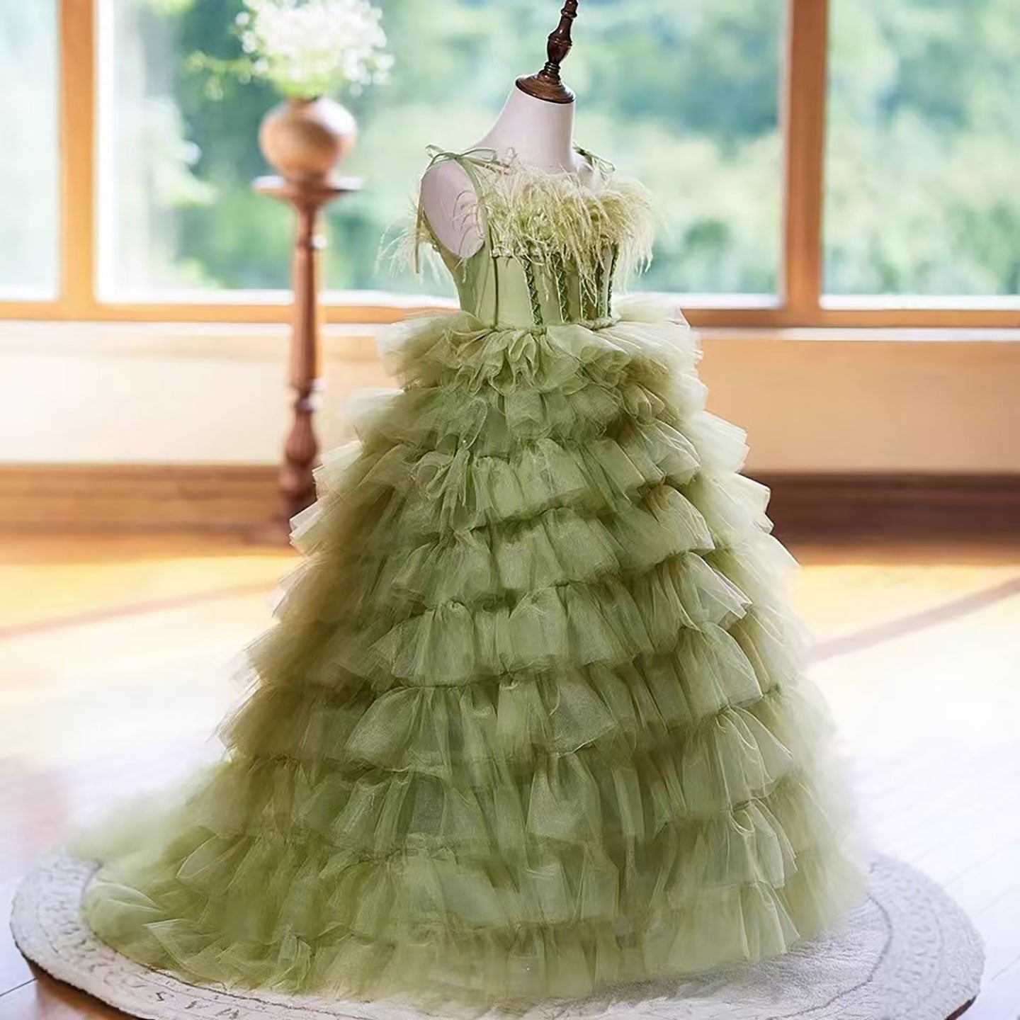 Green Tulle Flower Girl Dress with Feather Birthday Party Prom D127