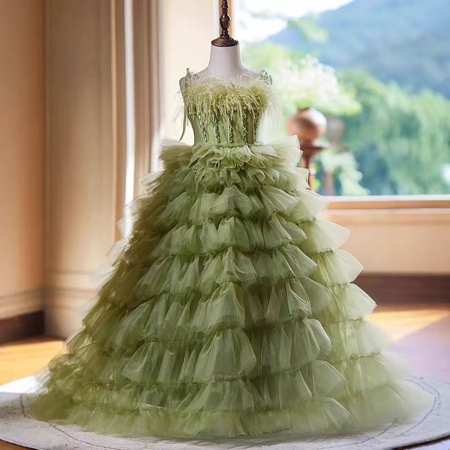 Green Tulle Flower Girl Dress with Feather Birthday Party Prom D127