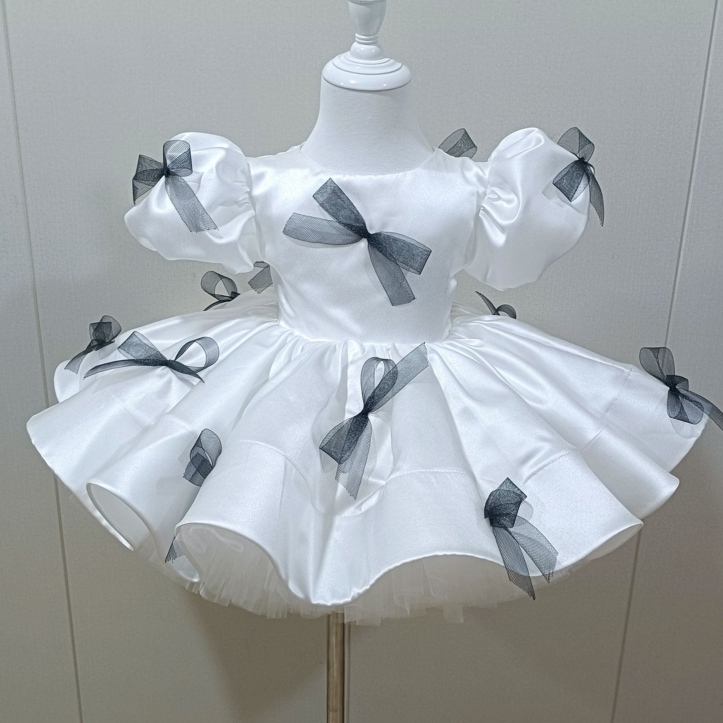 Luxury Black Flower Girl Dress for Kids Birthday Party Gown D173