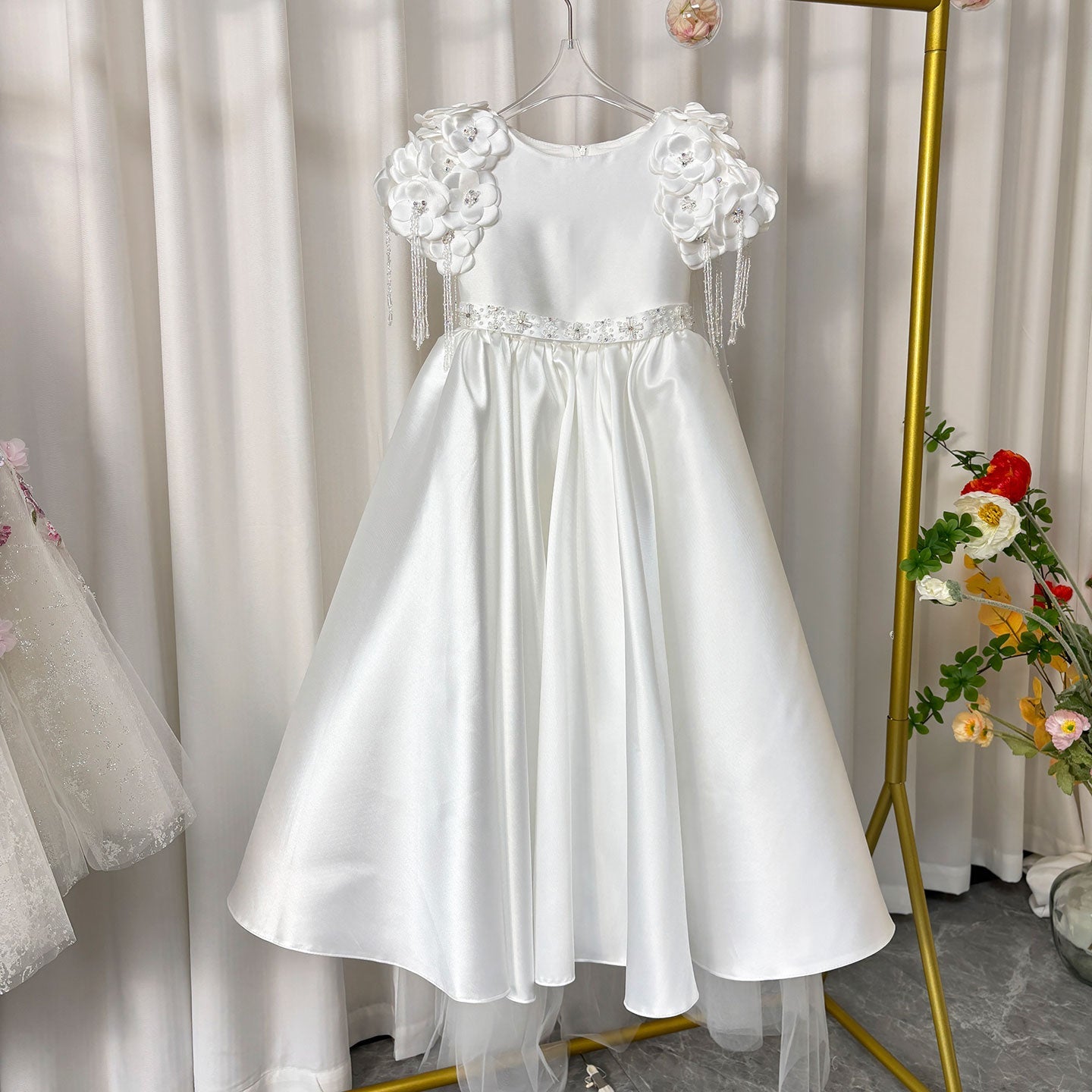 Luxury Dusty Pink Girl Dress Beadeds Arabic with Cap J037